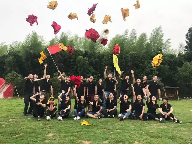 “向梦想出发” 9001cc金沙以诚为本销售团建活动完善绽放